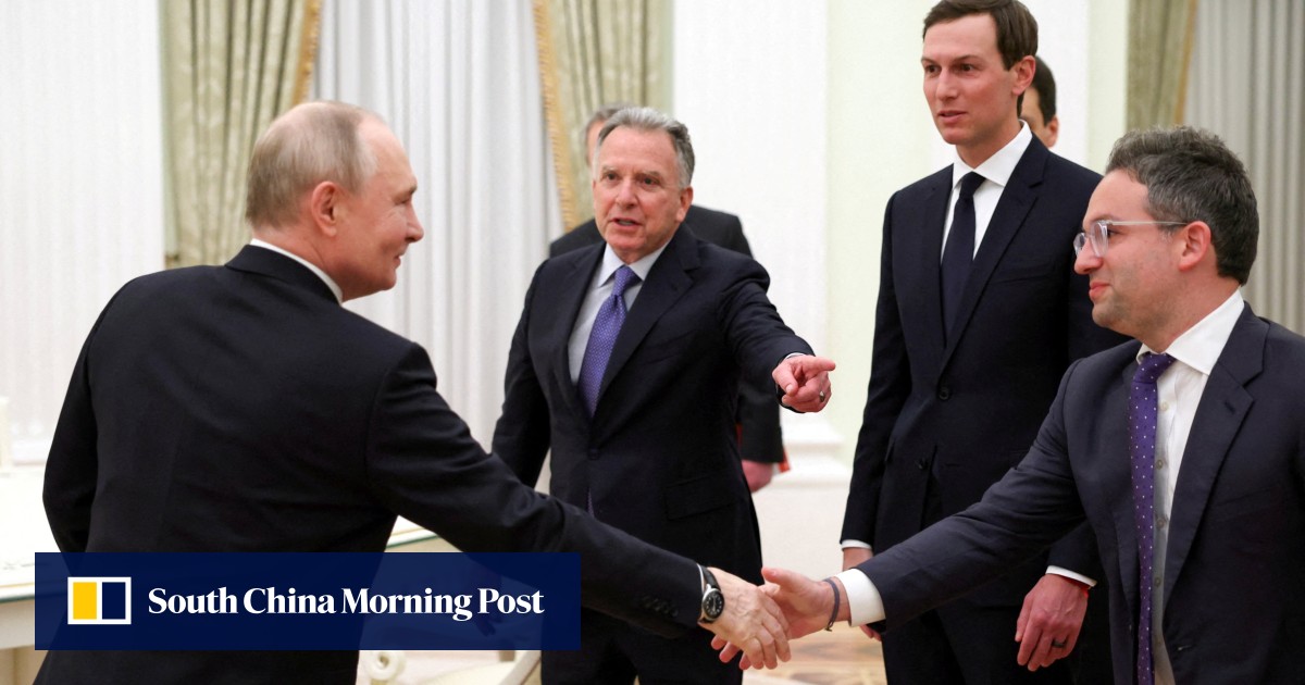 Putin meets US envoys for midnight talks as Ukraine settlement hinges on key issue