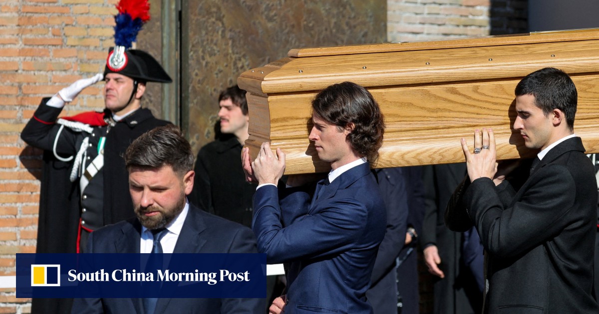 Stars of fashion and film bid farewell to haute couture ‘emperor’ Valentino