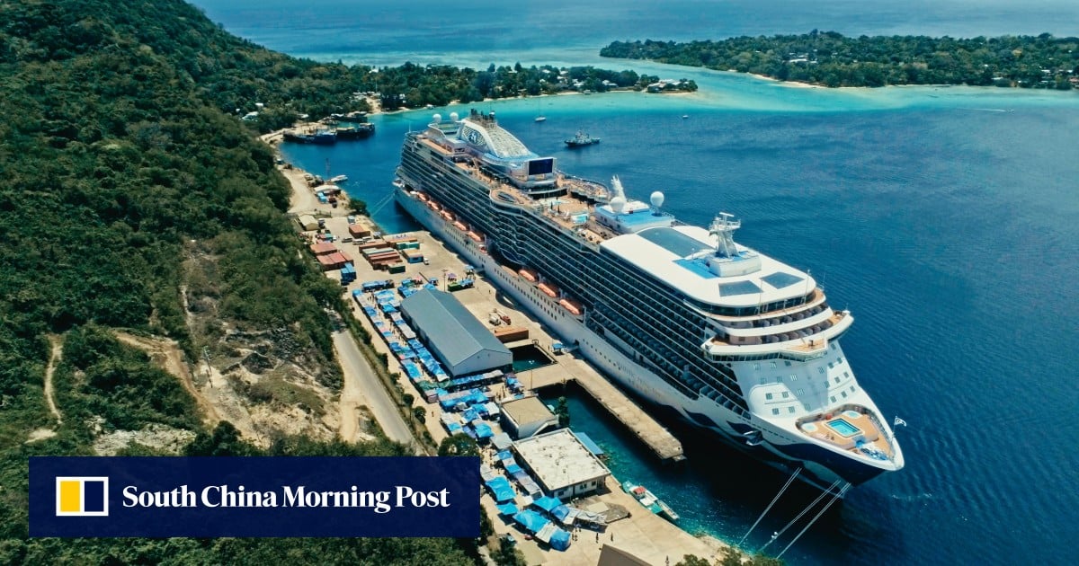 Vanuatu seeks Hong Kong’s regulatory expertise, woos investors and tourists