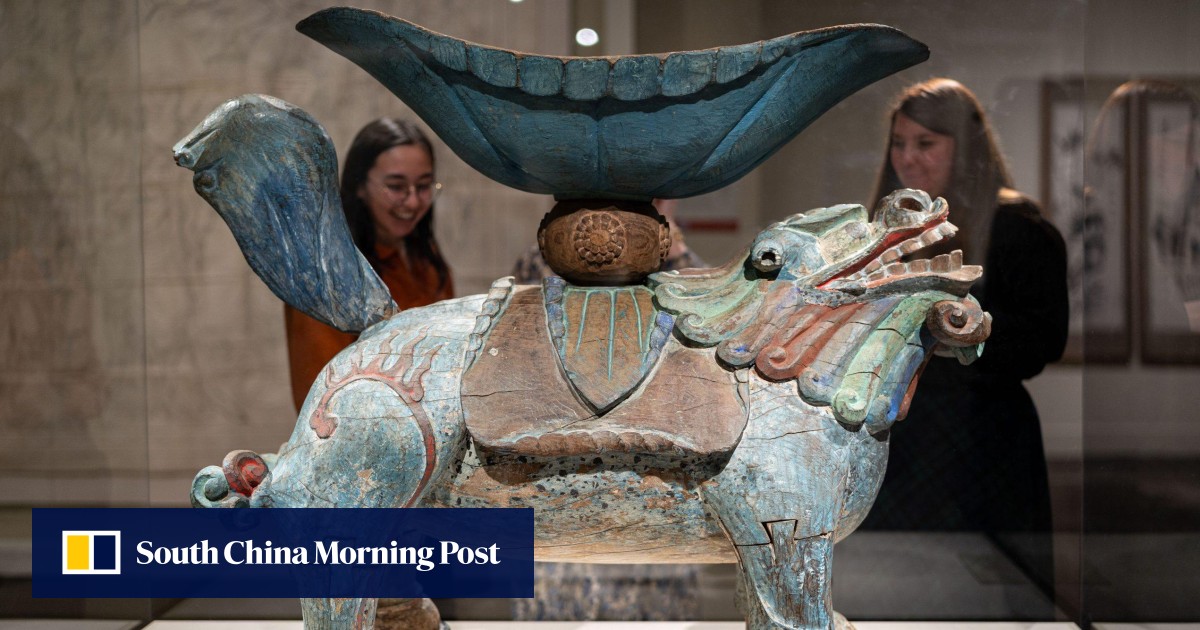 Samsung family’s Korean art collection is being shown for the first time in overseas tour