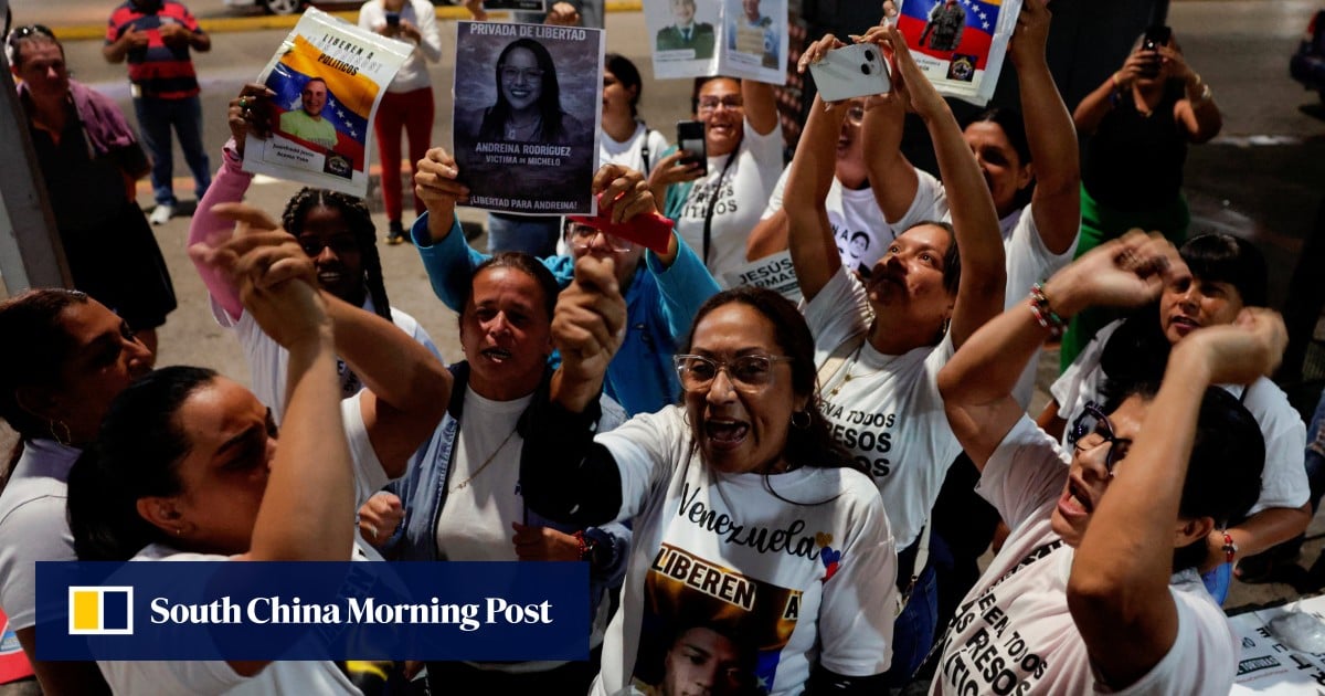 Venezuela proposes to free hundreds of prisoners, close ‘torture’ prison