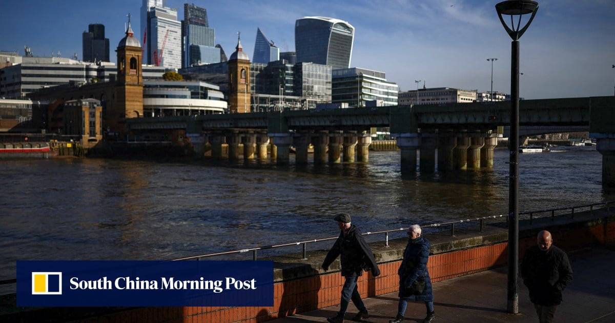 UK expands BN(O) scheme to more Hongkongers following Jimmy Lai sentencing