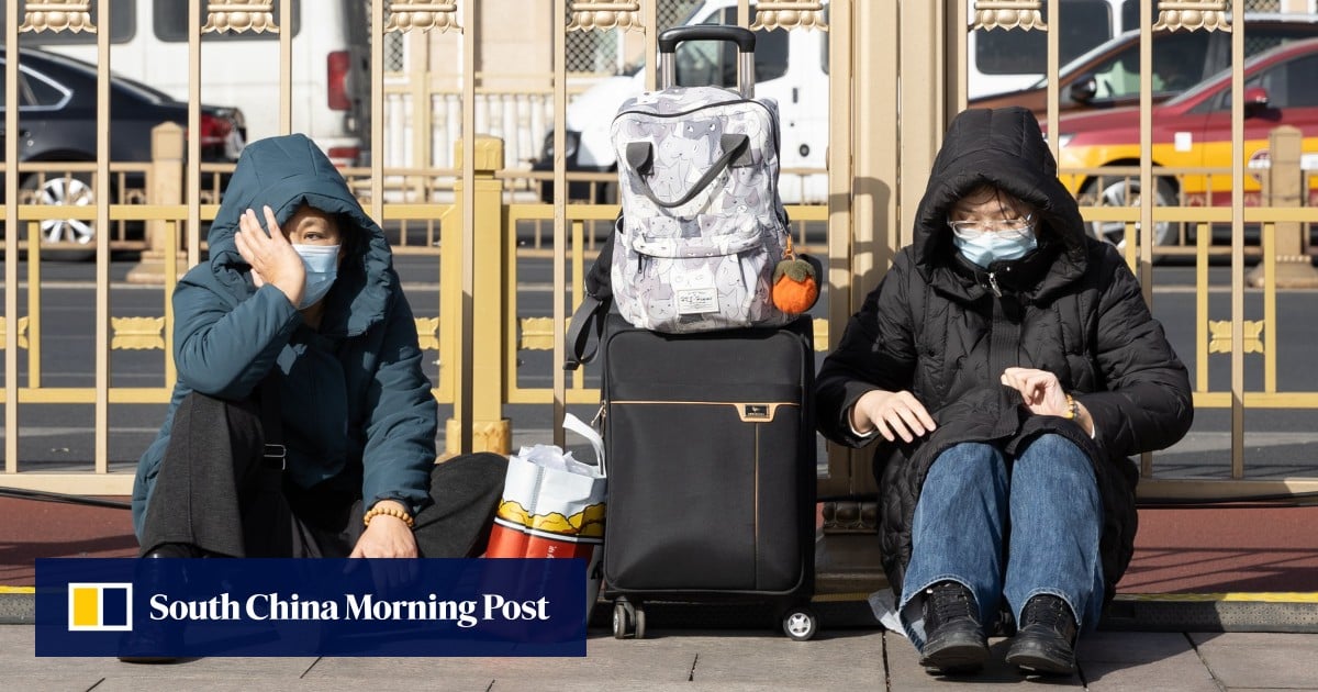 Hong Kong stocks slip as Beijing regulator summons tech firms on train-ticket complaints