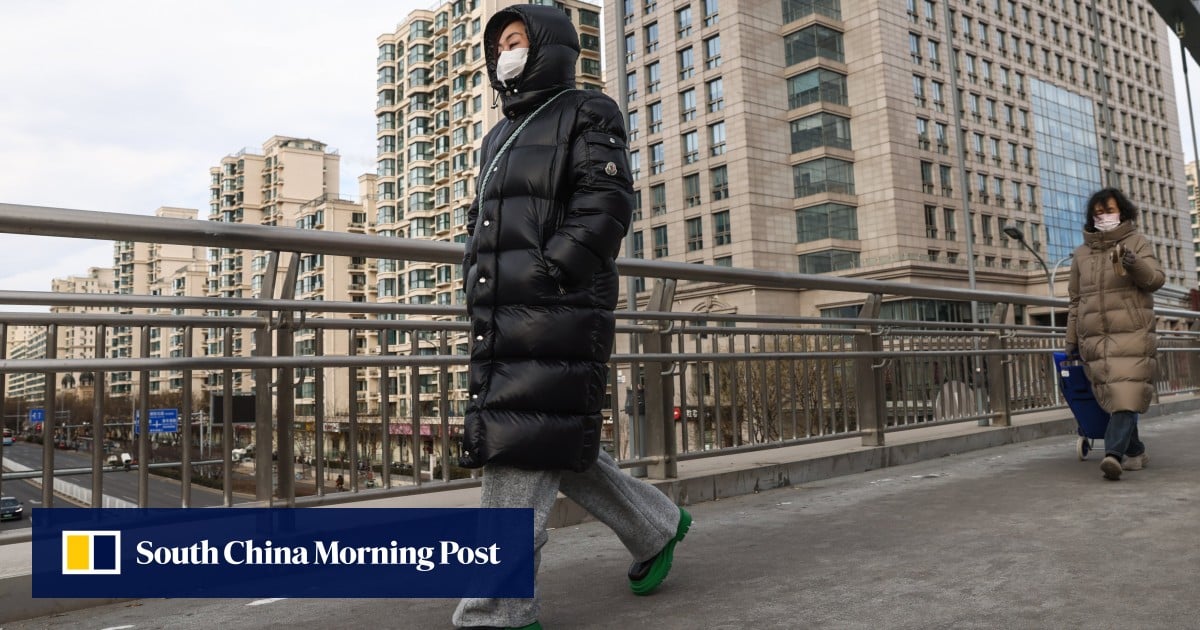 China housing market shows no clear turning point as price declines continue