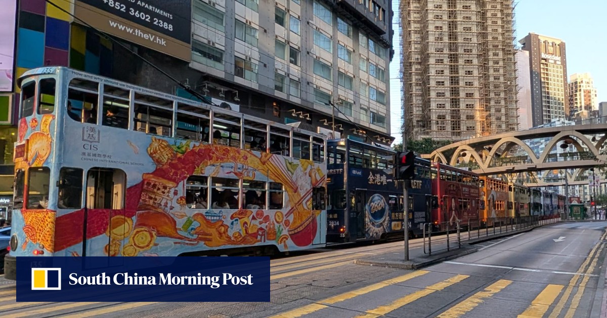 Traffic gridlock in central Hong Kong as crowds throng last day of Lunar New Year fair
