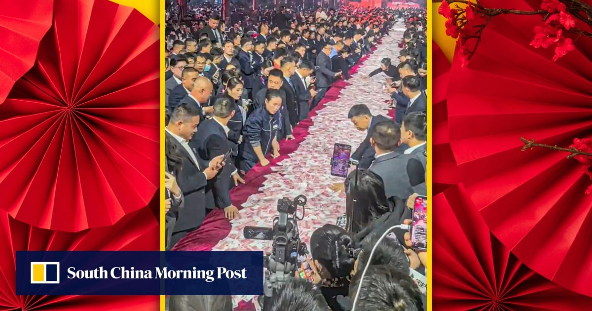 China boss offers US$26 million bonus; staff can take as many bills as possible within set time