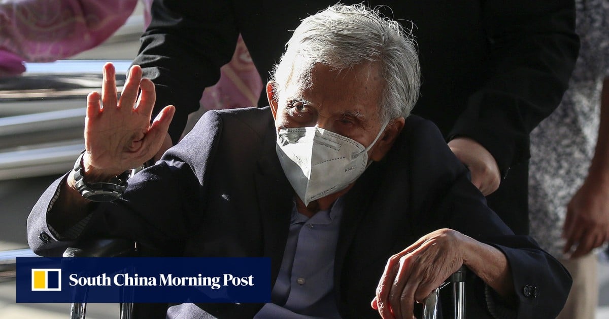 Malaysians asked to help find Daim’s 4 children as corruption probe widens