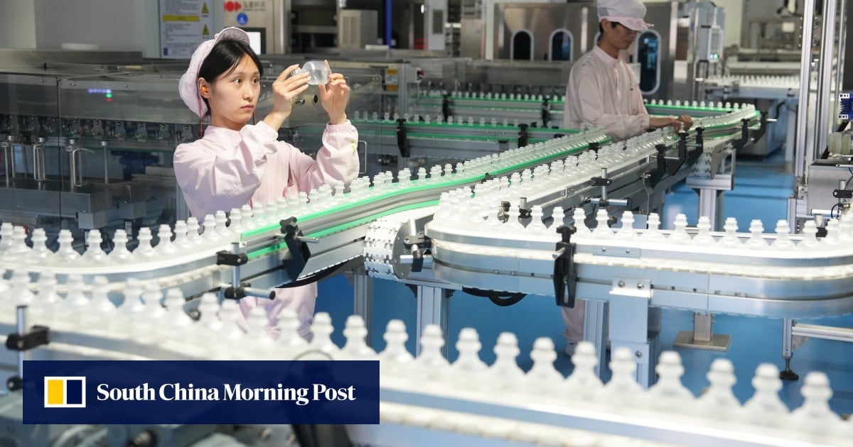 China to pursue commercial health insurance to ease public strain, support drug innovation