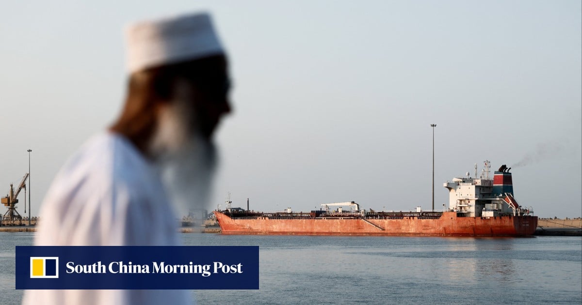 Strait of Hormuz transiting ships flash ‘China owner’ signals to evade Iran blockade