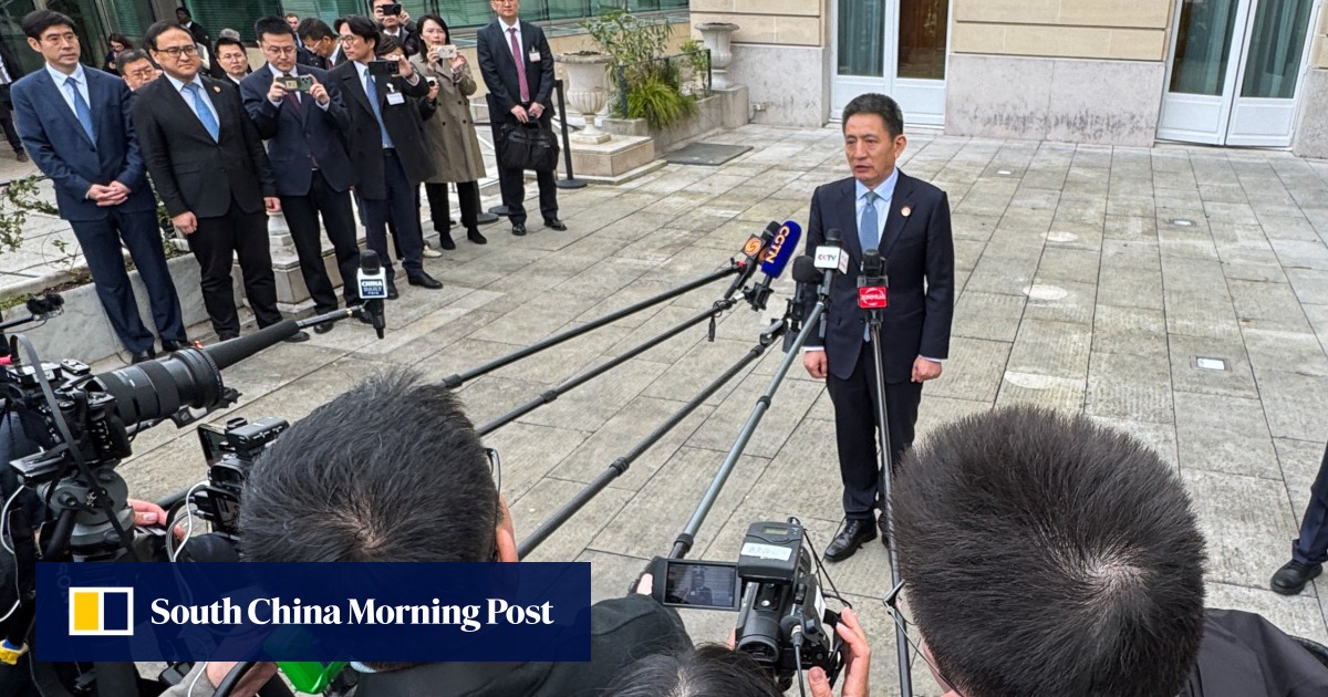 China and the US end trade talks in Paris as doubts form over Trump visit