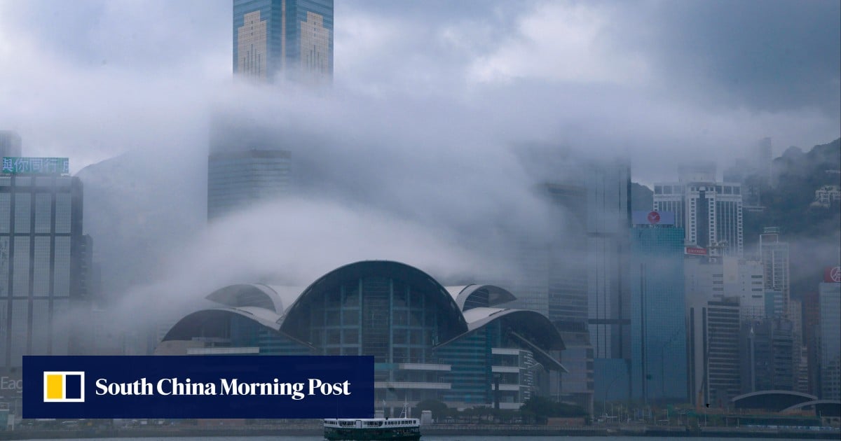 Hong Kong bracing for a hot, damp spell with humidity reaching 95% by midweek