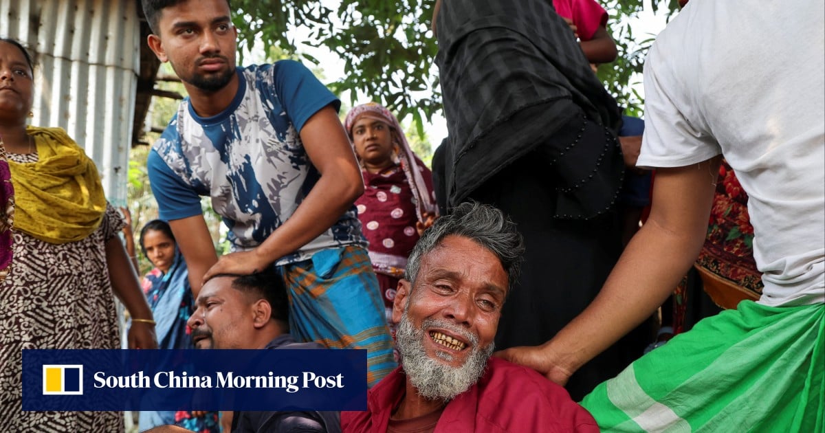 Bangladesh recovers 24 bodies after bus plunges into river