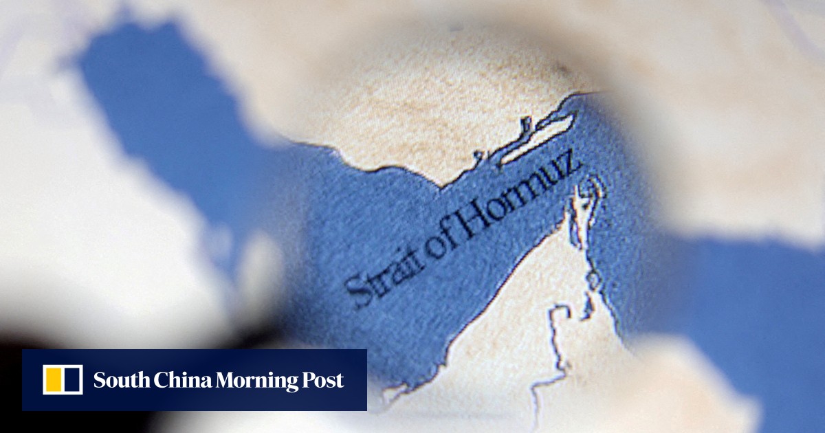 Chinese container ships pass through Strait of Hormuz at second attempt, data shows