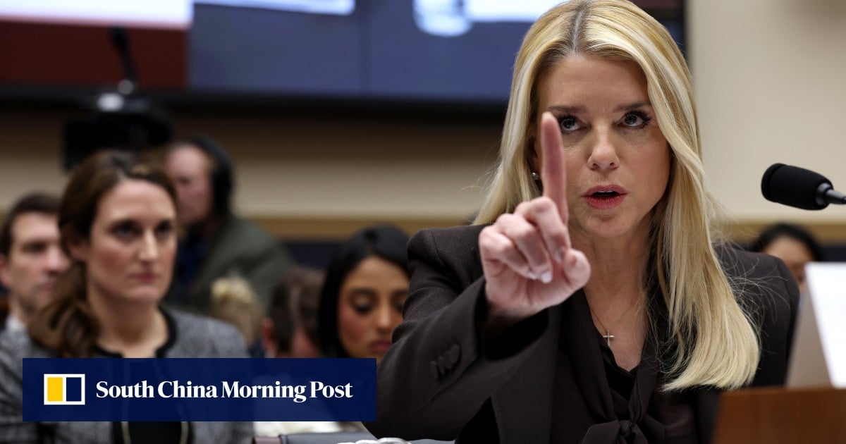 Couple convicted of stealing trade secrets for China loses US citizenship