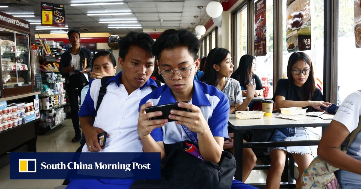 Philippines weighs social media ban for minors, but will it be enough?