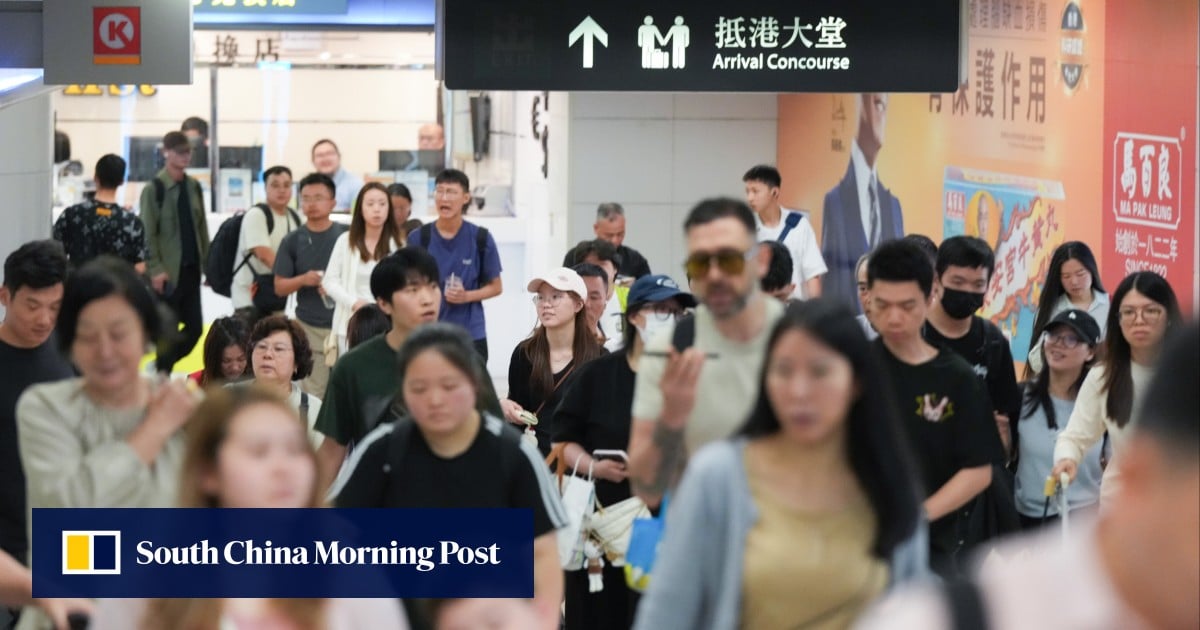 Slump in F&B sector over Easter break as 28% of Hongkongers leave city