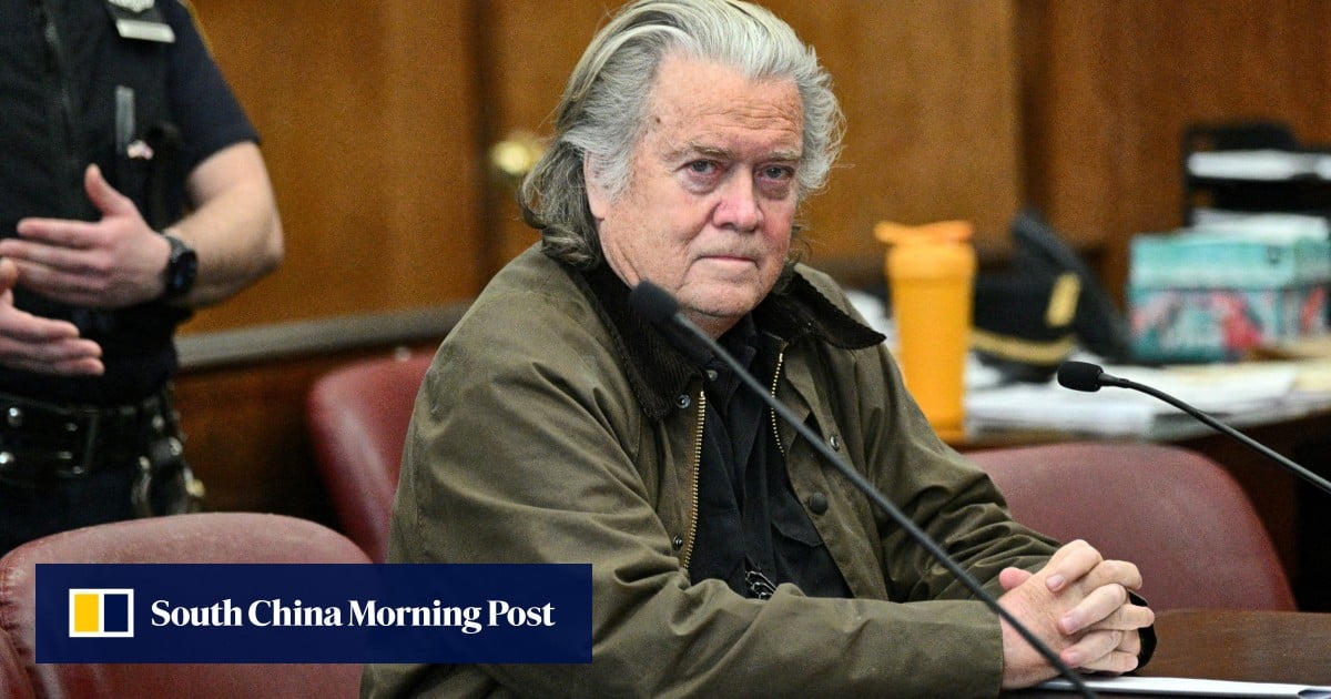 Supreme Court clears path to overturn conviction of ex-Trump aide Steve Bannon