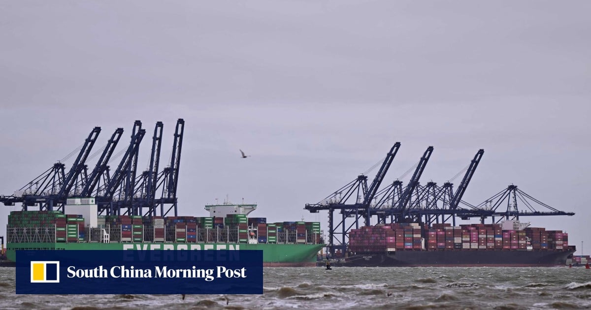 Singapore says no negotiations for Hormuz safe passage; transit is ‘right, not privilege’