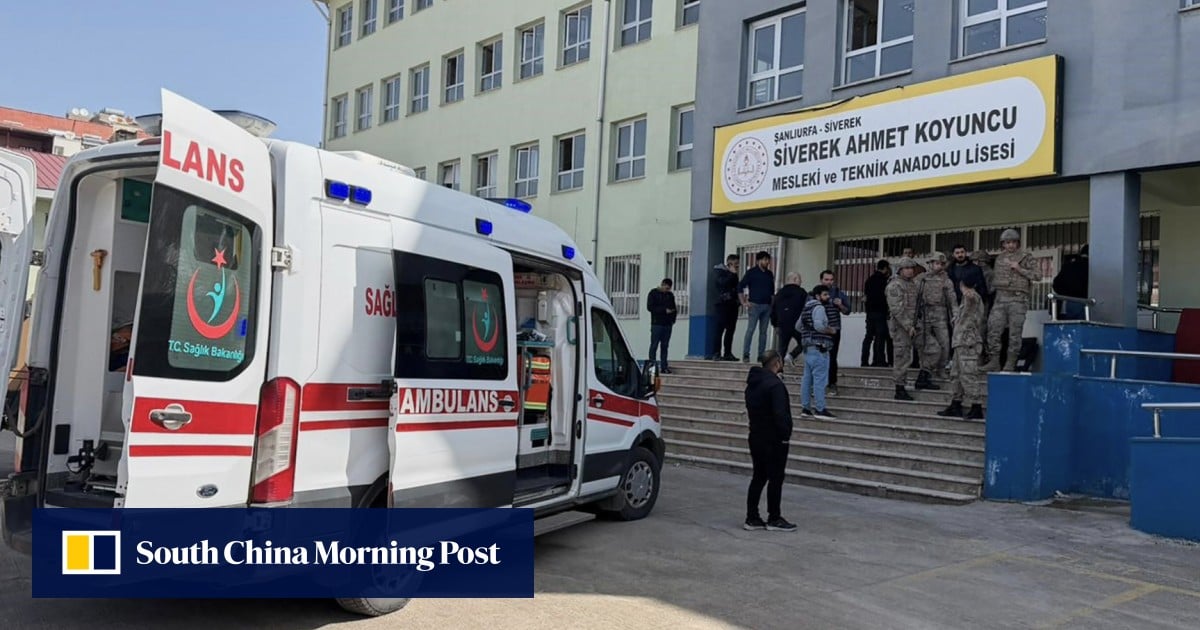 Turkey school shooting wounds 16, attacker dead