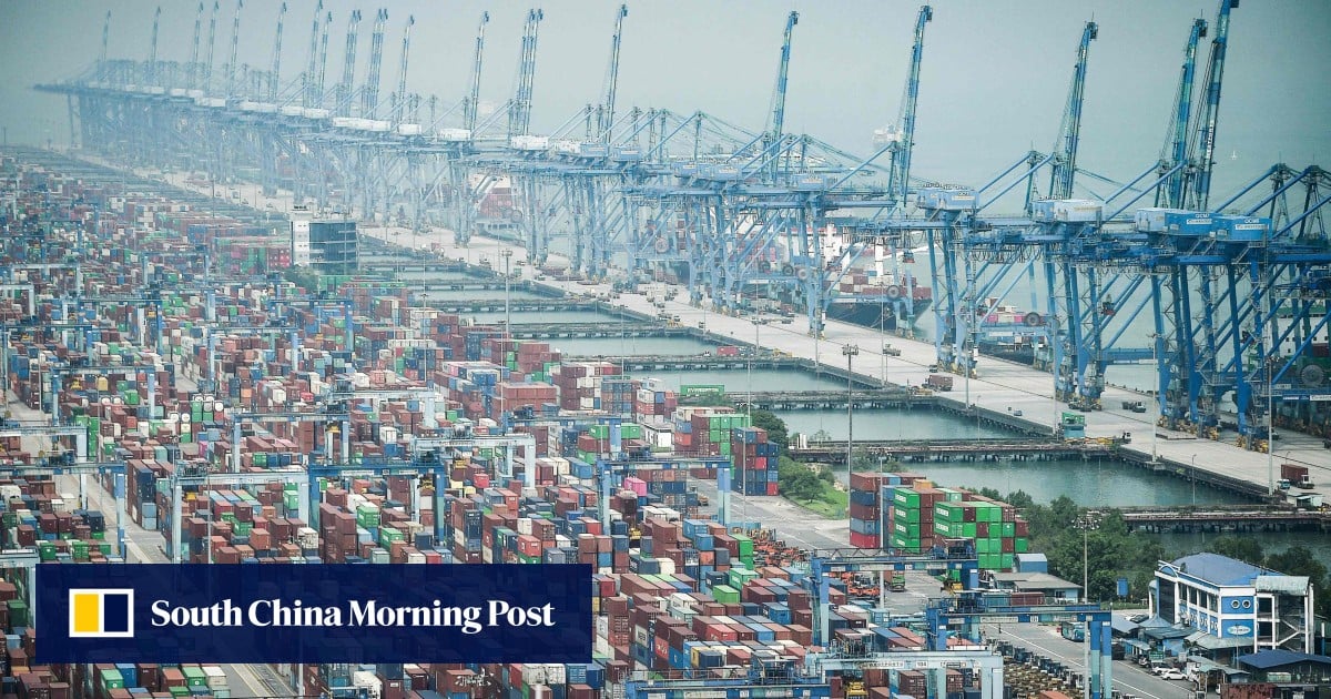 Delays, rising costs hit Asia’s trade as Gulf crisis spills beyond oil