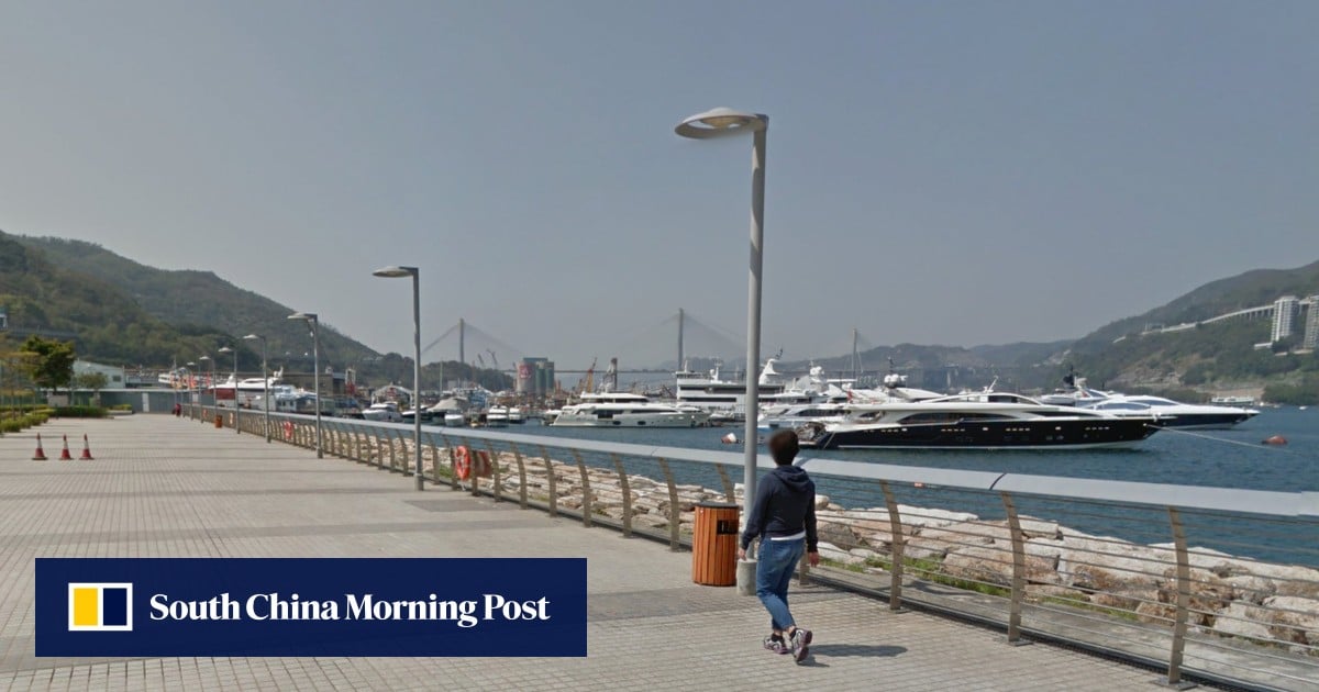 Body of 32-year-old man found floating off Hong Kong park