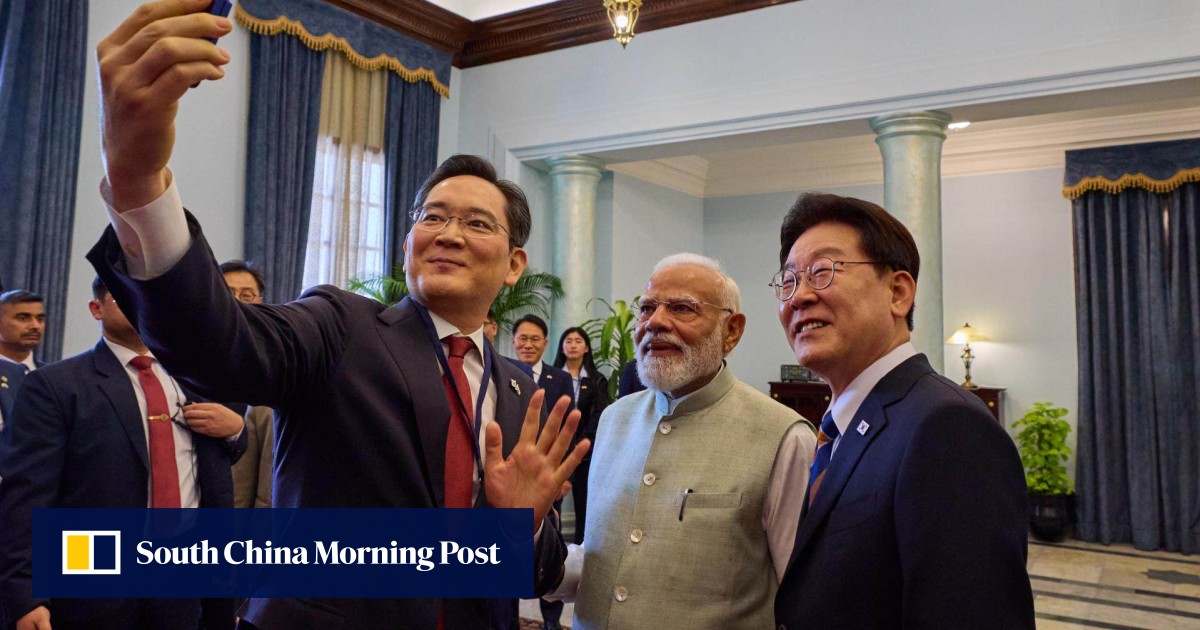 After Xi, South Korea’s Lee brings Modi into ‘selfie diplomacy’ frame