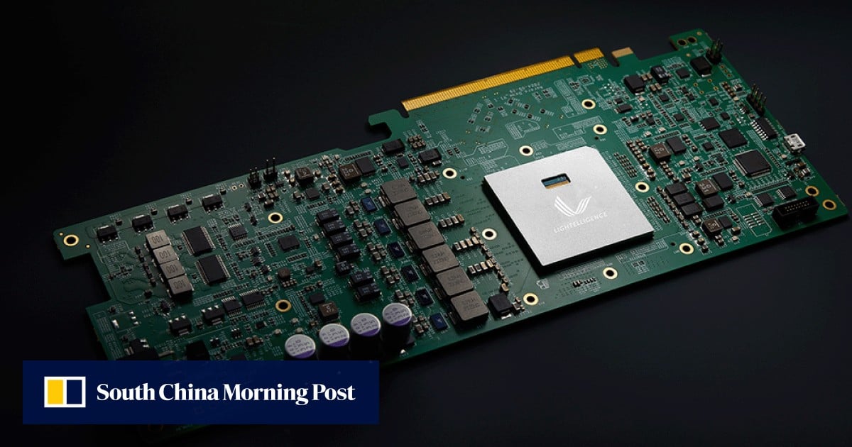 Lightelligence jumps 400% in Hong Kong debut amid AI-driven demand for photonics chips
