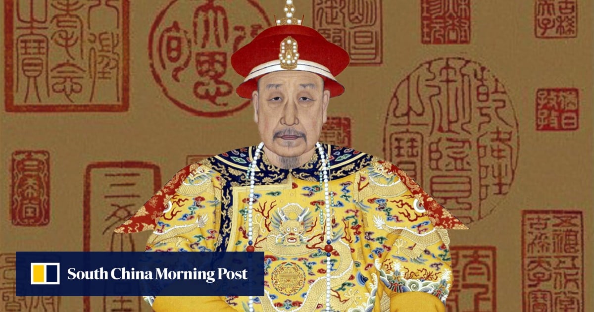 ‘Stamp boy’: sealing passion of China emperor criticised for harming artworks