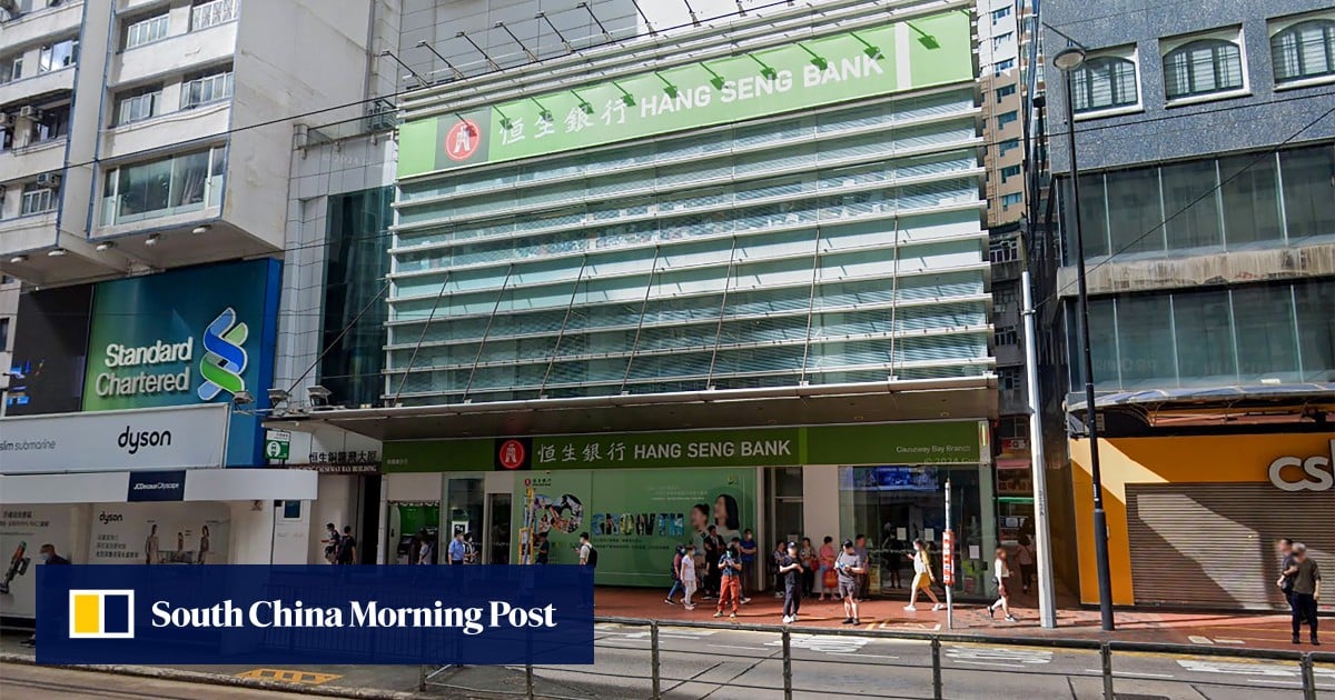 Hong Kong police intercept man after attempted armed bank robbery in Causeway Bay