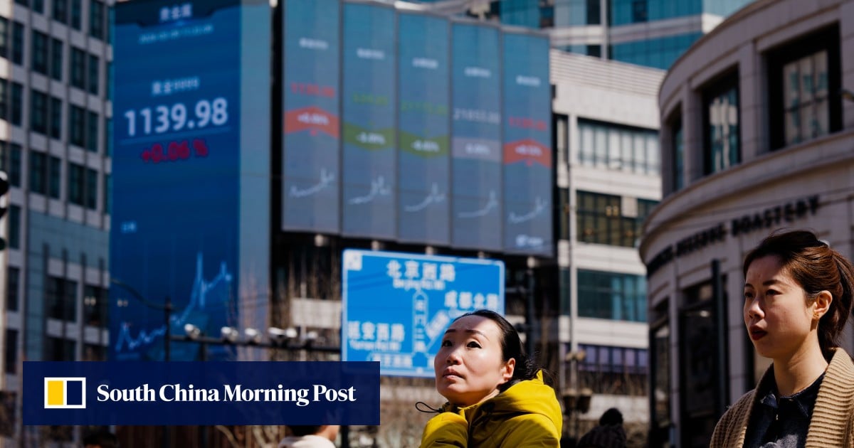 Chinese chip ETFs pause trading as they warn of soaring premium risks