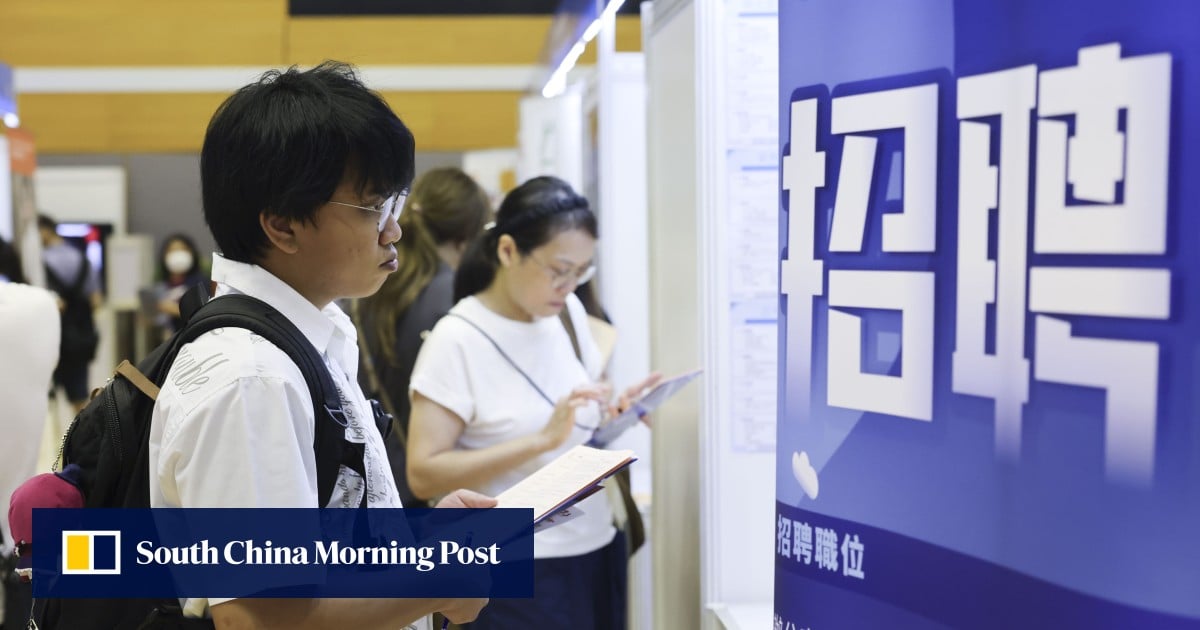 AI Adoption Slashes Entry-Level Jobs by 61%: How Graduates Can Adapt