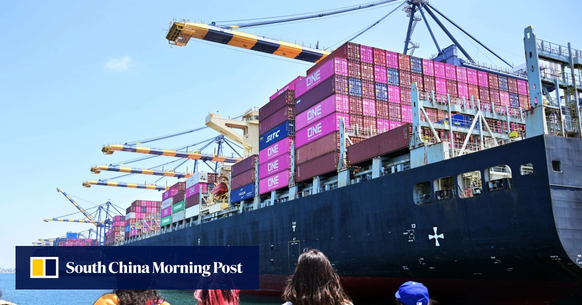 US charges 7 Chinese executives and 4 shipping firms linked to container cartel