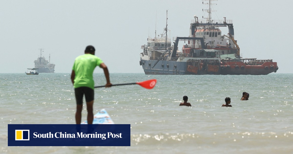 2 Chinese supertankers join flotilla exiting Hormuz as stand-off appears to thaw