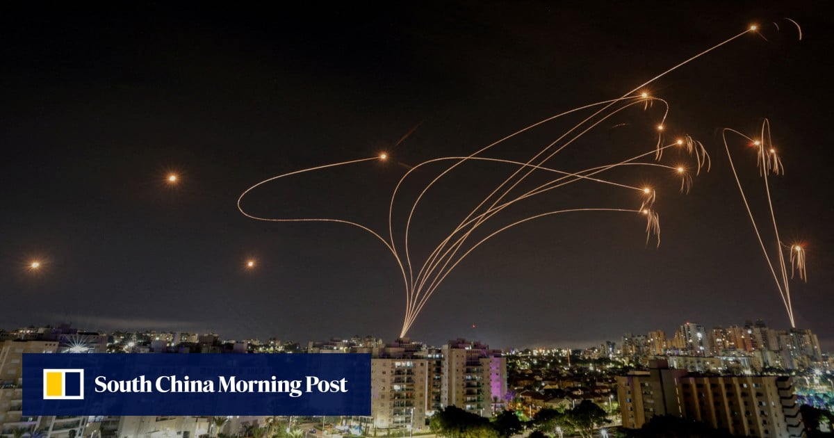 Israel pushes hesitant UAE into the spotlight regarding defense relations. Israel pushes hesitant UAE into the spotlight regarding defense relations.