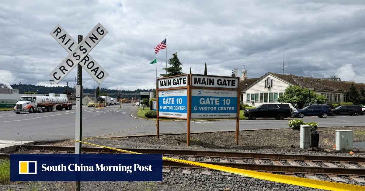 Deaths reported after chemical tank implodes at US pulp and paper mill Deaths reported after chemical tank implodes at US pulp and paper mill