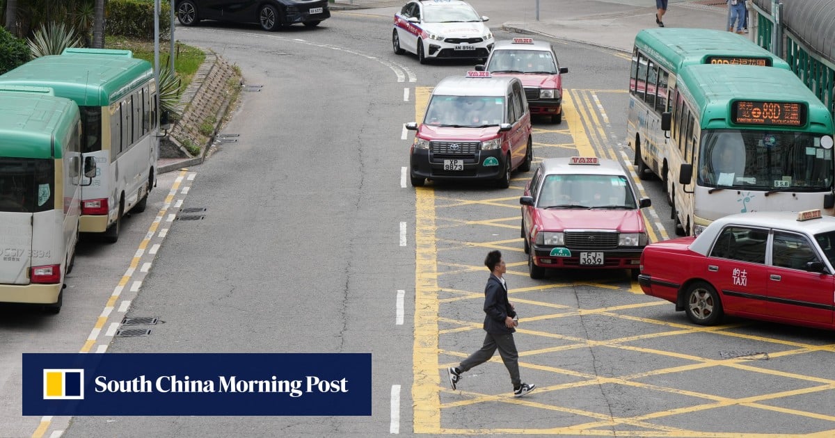 Hong Kong police to launch 2-week crackdown on distracted driving and jaywalking