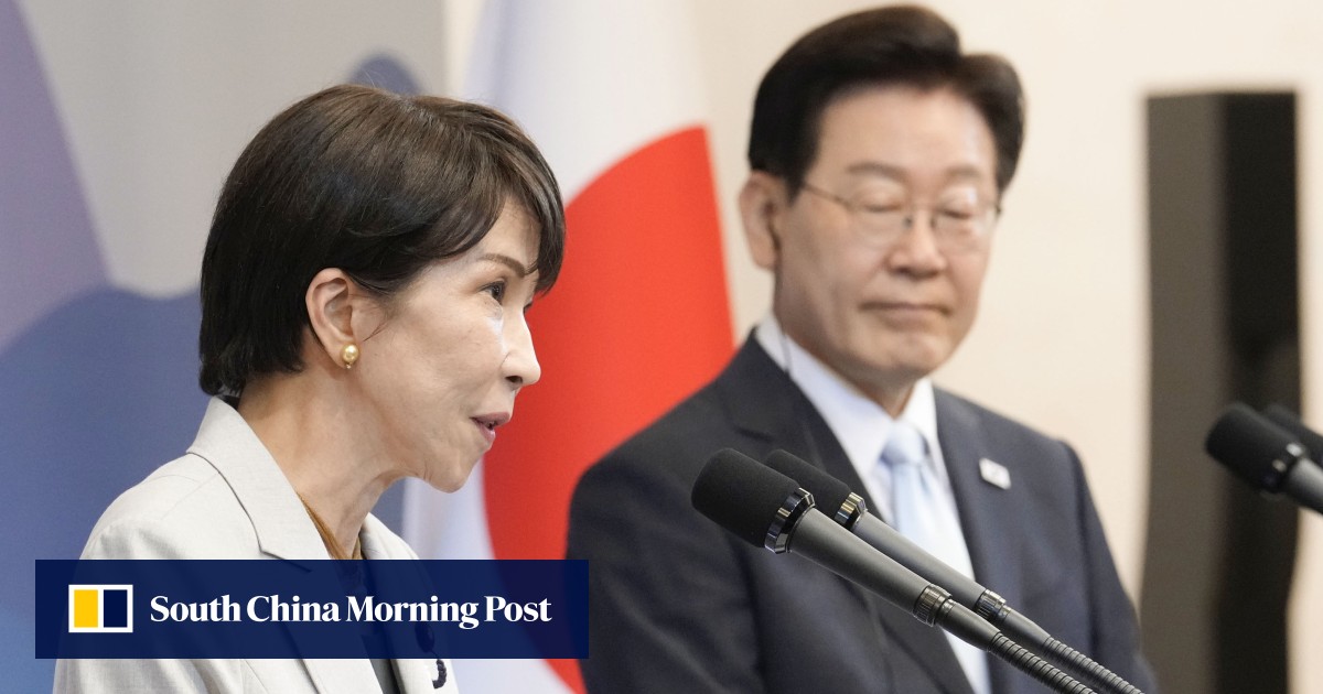 South Korea tells Japan to apologise before military cooperation