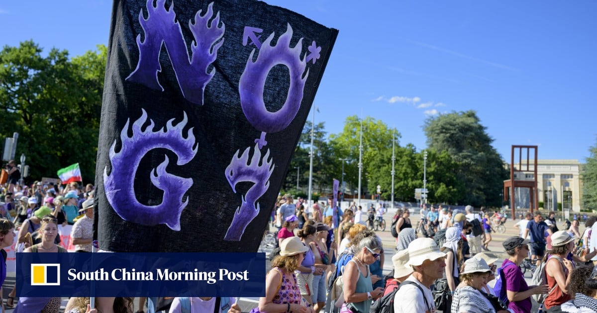 Thousands hold G7 protest in Geneva as world leaders prepare for summit in nearby France Thousands hold G7 protest in Geneva as world leaders prepare for summit in nearby France