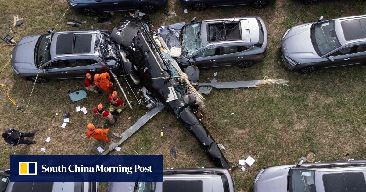 6 killed after helicopters collide in Rio de Janeiro, crashing into car park 6 killed after helicopters collide in Rio de Janeiro, crashing into car park