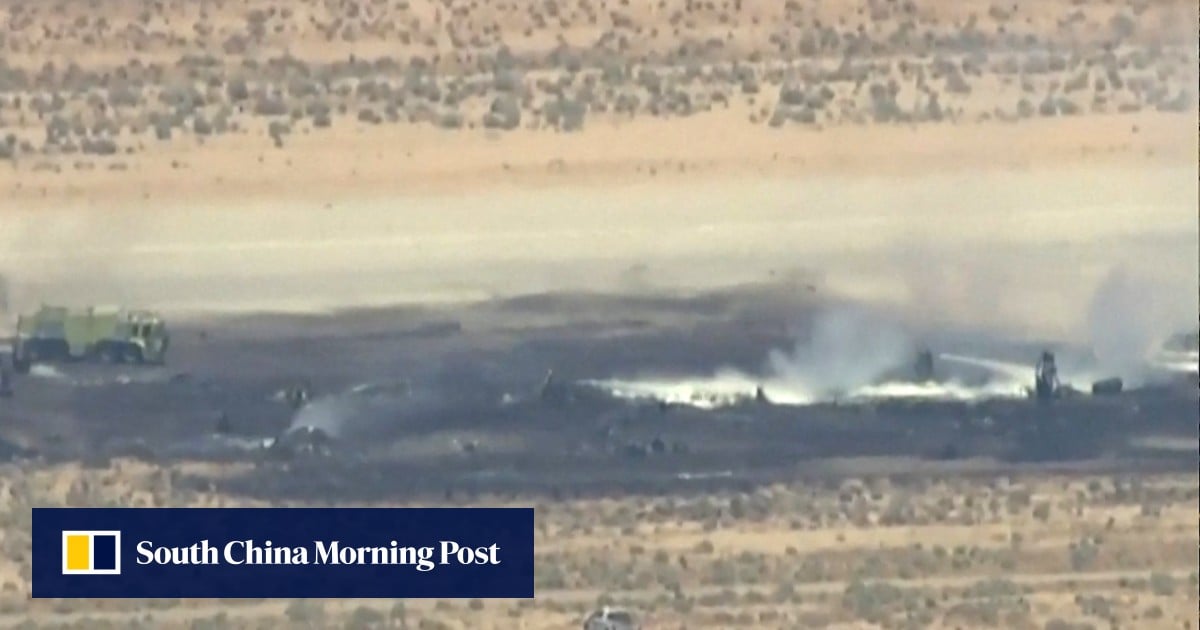 8 presumed dead after B-52 bomber crashes at US military base in California 8 presumed dead after B-52 bomber crashes at US military base in California
