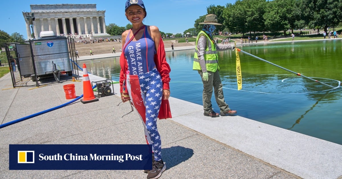 American flag blue? Algae turns Trump’s reflecting pool swamp green instead American flag blue? Algae turns Trump’s reflecting pool swamp green instead