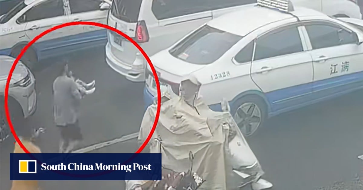 China cabby drives against traffic, runs red lights to rush unconscious toddler to hospital