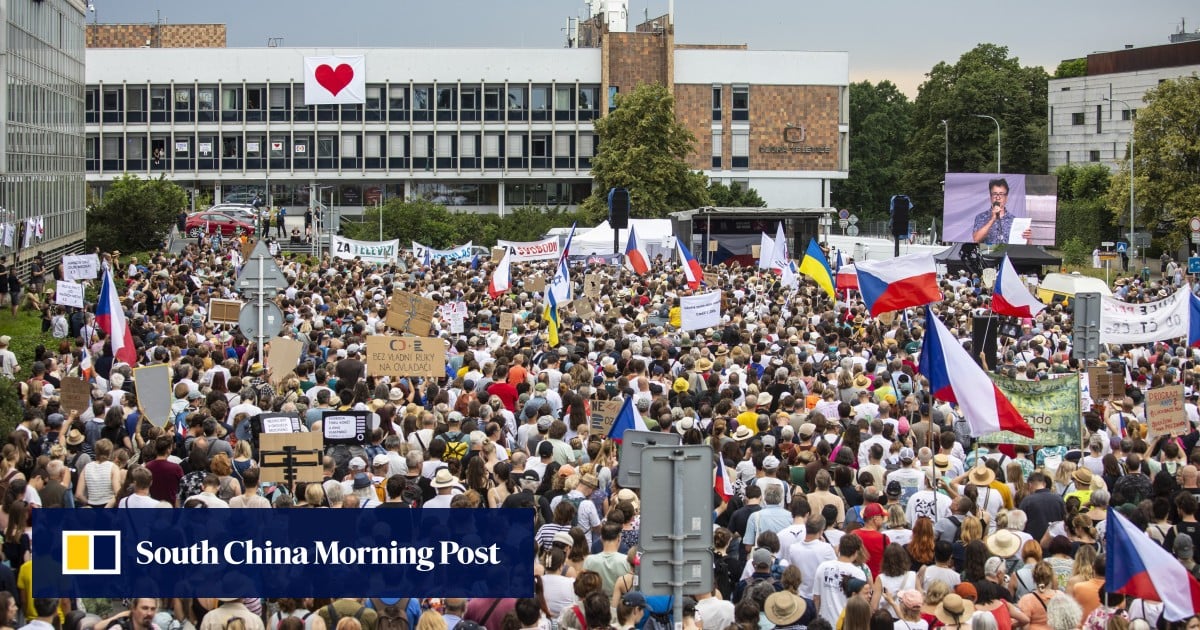Thousands rally in Prague against government’s public broadcasting overhaul plan Thousands rally in Prague against government’s public broadcasting overhaul plan