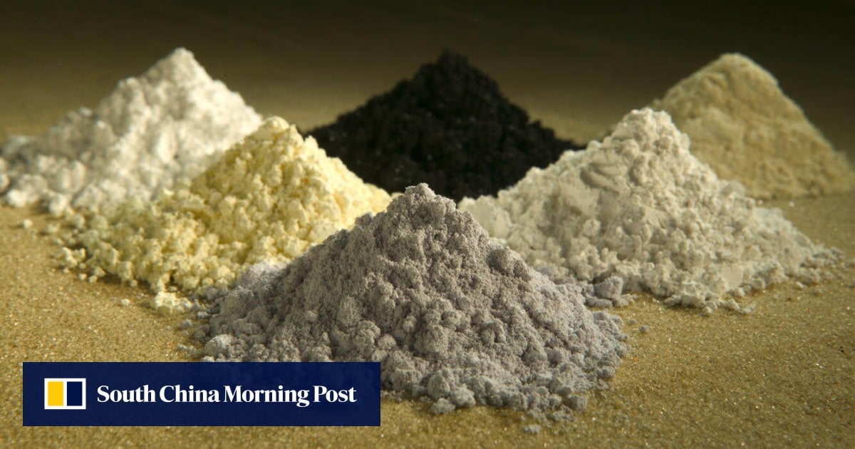 2 Japanese held in China over alleged rare earths smuggling