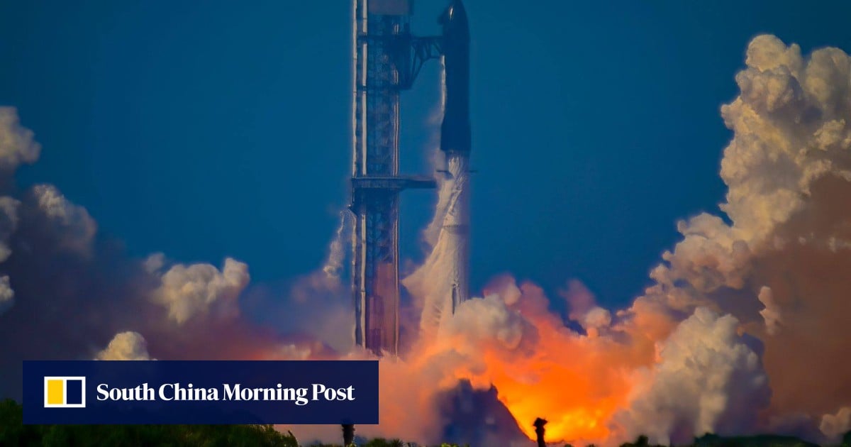 Will China build an electric rocket launch pad on the roof of the world?