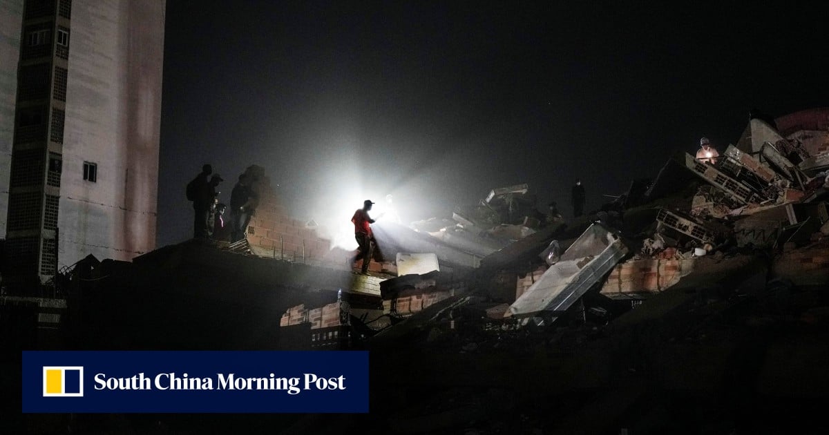 Time runs out for thousands missing after Venezuela earthquakes Time runs out for thousands missing after Venezuela earthquakes