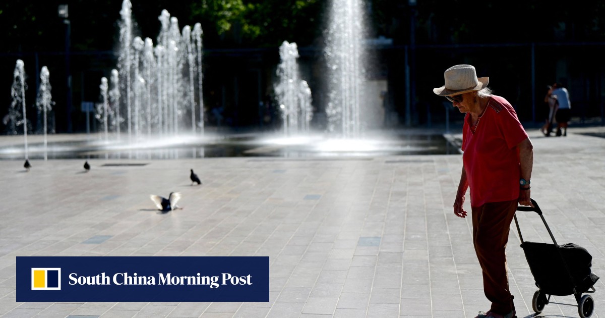 France sees 1,000 excess deaths during record-breaking heatwave