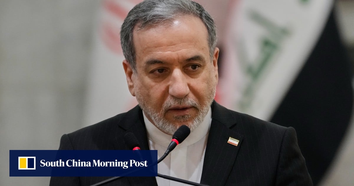 Iran warns ships not to bypass its chosen Hormuz route Iran warns ships not to bypass its chosen Hormuz route
