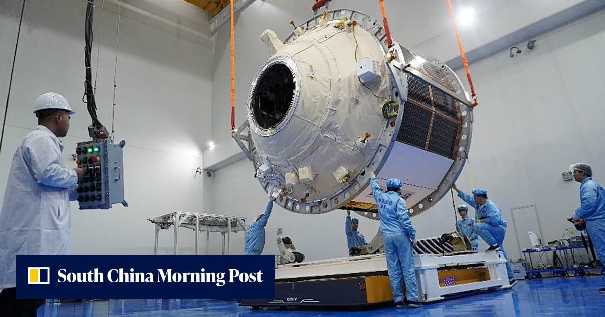 China says desert moss suited to Mars as it tests hi-tech tools for space and astronauts