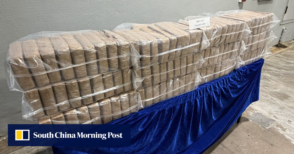 Hong Kong cocaine haul hits 361kg in days after police raid another yacht